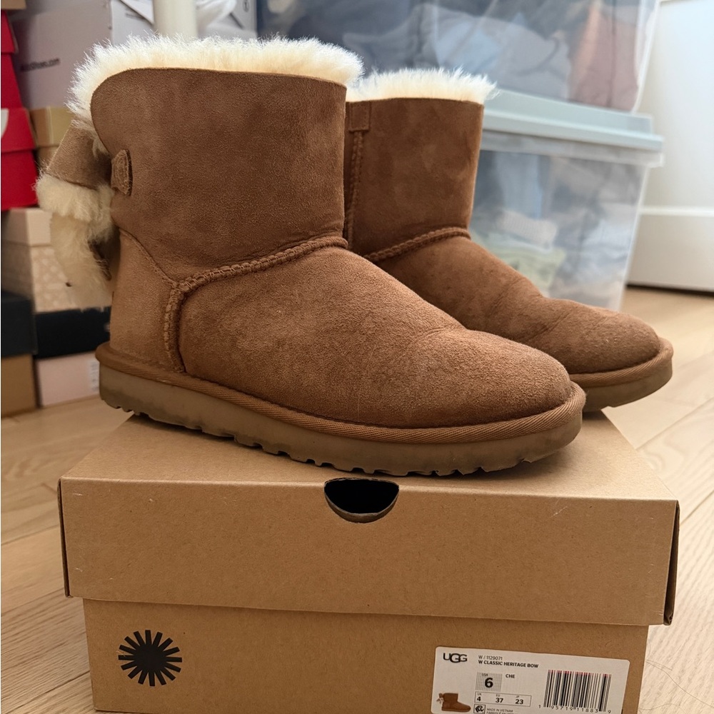 UGG Women's Tan Shearling Boots